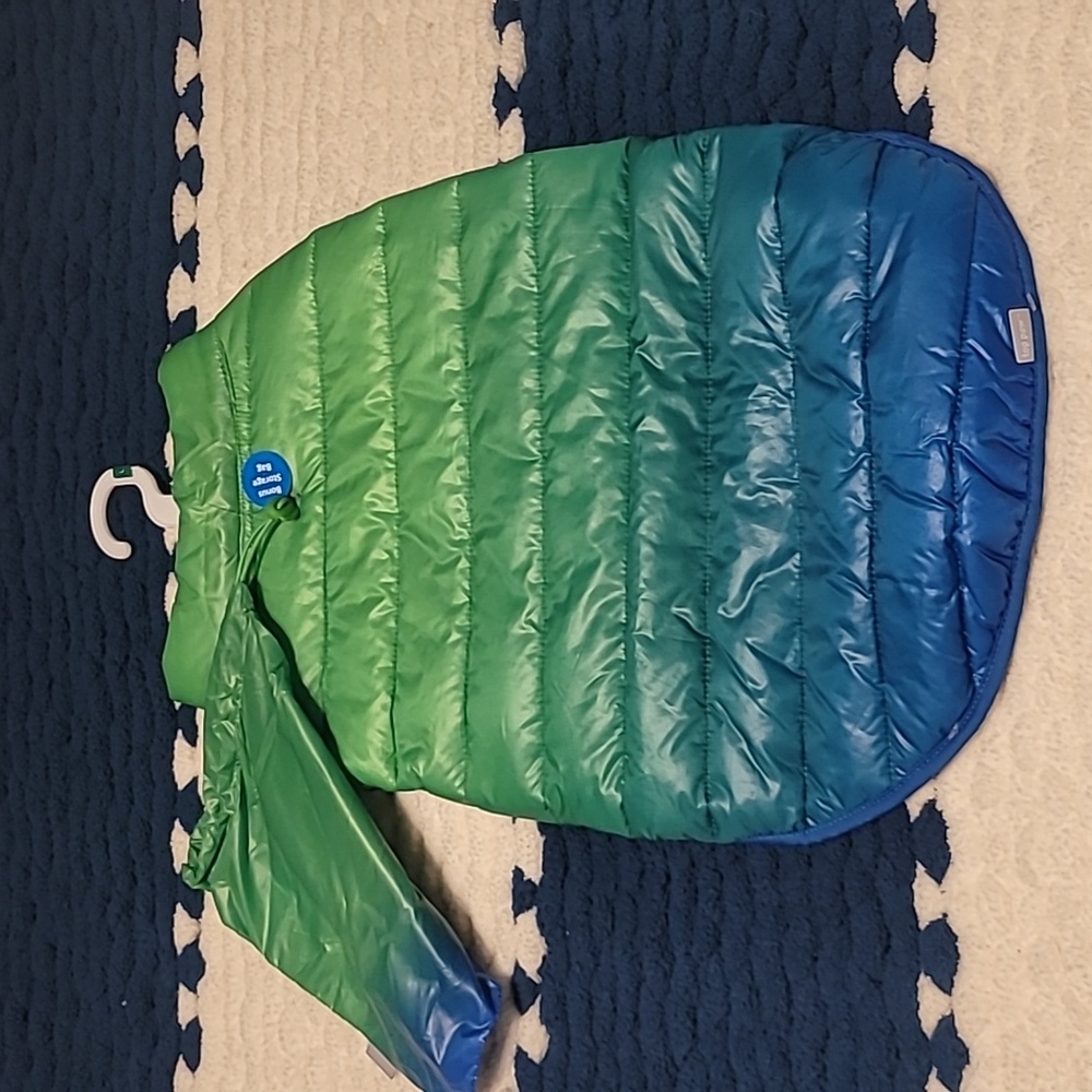 Top Paw puffer jacket size large